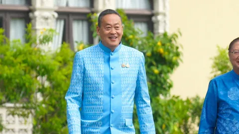 “เศรษฐา” ส่งช่างซ่อมเครื่องกรองน้ำให้โรงเรียนในภูเก็ต หลังเห็นเด็กต้องซื้อน้ำขวดดื่ม