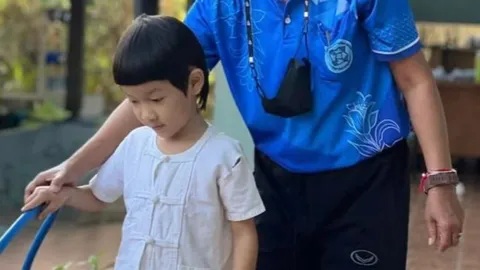 ยังไม่พบตัว "น้องปลื้ม" เด็กพิเศษ 5 ขวบ หายจากโรงเรียน ชาวบ้านทำพิธีความเชื่อ