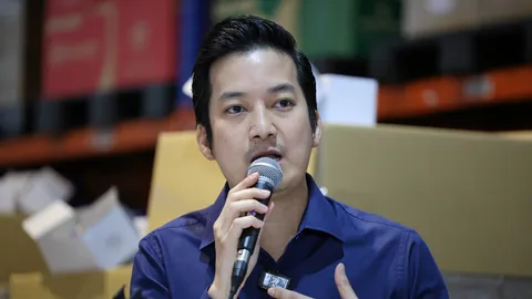 "เชน ธนา" ชิ่งหลบสื่อ หลังเลื่อนรับฟังข้อกล่าวหาครั้งที่ 2 ฝั่งผู้เสียหายหวั่น ส่งฟ้องไม่ทัน