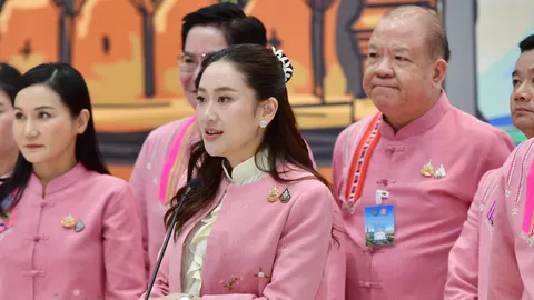 “แพทองธาร” รับ “ทักษิณ” ช่วยสร้างความมั่นใจให้คนเพื่อไทย หลังไปอุดรฯ แล้วชนะ