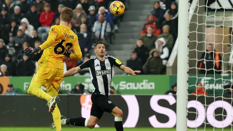 พูดได้ไหม "ฮีโร่นิวคาสเซิล" เผยสาเหตุดีกว่า "ลิเวอร์พูล" หลังเสมอสุดมันพรีเมียร์ลีก