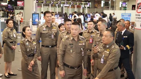 สตม.ตรวจสนามบินสุวรรณภูมิ รับนักท่องเที่ยวช่วงปีใหม่ คาดอาจทะลุ 1.2 แสนคนต่อวัน