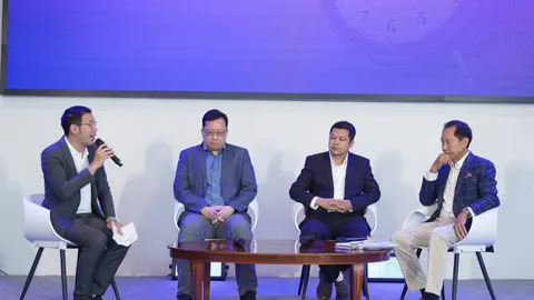 ทสท. ถกปมแก้รัฐธรรมนูญ แนะยกร่างทำประชามติครั้งเดียวพอ เชื่อแก้ไม่ทันเลือกตั้งปี 70