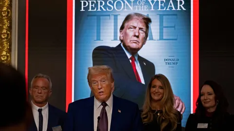 นิตยสารไทม์  เลือก "โดนัลด์ ทรัมป์" เป็น "บุคคลแห่งปี" ครั้งที่ 2