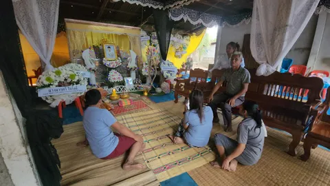 "พ่อคนตาย" ยืนยันไม่ให้อภัย เตือนไม่ต้องมาเคารพศพ กลัวอดใจไม่ไหว