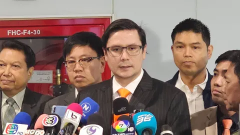 “โรม” ผิดหวังไร้คำตอบ 4 ลูกเรือไทยไม่ได้กลับมาตุภูมิ อัดท่าทีรัฐอ่อนแอเกินไป