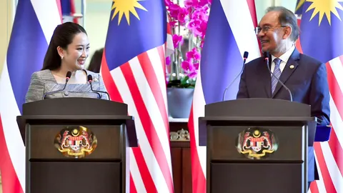 นายกฯ จับมือมาเลเซียทำสันติสุขร่วมกัน ตั้งเป้าการค้า 3 หมื่นล้านเหรียญสหรัฐฯ ใน 2027