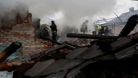 ผู้นำยูเครนโวยรัสเซีย “ไร้มนุษยธรรม” โจมตีระบบพลังงานรับวันคริสต์มาส