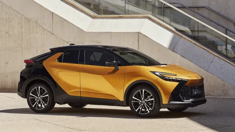 วิ่งไฟฟ้า 60 กม. TOYOTA C-HR GR SPORT PHEV  