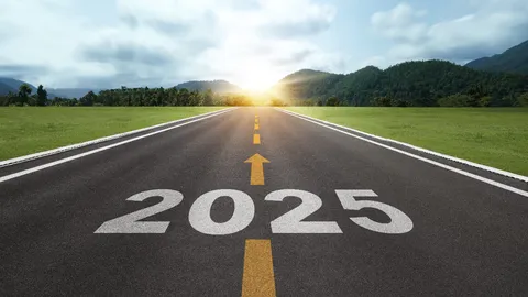 ความสุข ความหวัง และความท้าทาย คนดังคาดหวังปี 2568 อย่างไร