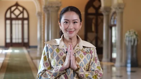 “นายกฯ อิ๊งค์” บอก ปีหน้าจะทำให้เศรษฐกิจเข้มแข็งและเตรียมรับโอกาสดี ๆ จากรัฐบาล