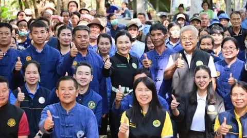 รมว.เกษตรฯ เดินหน้าจัดตั้ง "ศูนย์ข้าวชุมชน" อีก 5 พันแห่งในปี 68-69