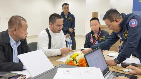 "เอ็ม เอกชาติ" เข้าพบตำรวจไซเบอร์ ปฏิเสธข้อกล่าวหาแปะลิงก์พนันออนไลน์