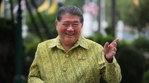 ขำข่าวปรับ ครม. “ภูมิธรรม” ไม่หวั่นฝ่ายค้านซักฟอก มั่นใจรัฐบาลไม่มีปัญหา