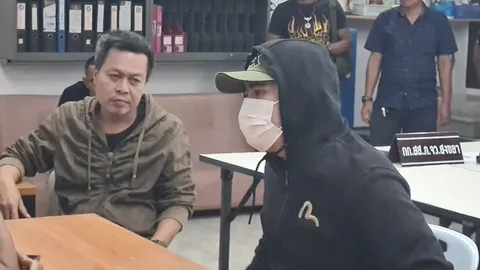 มอบตัวแล้ว ผู้ต้องหาปืนดุ กระหน่ำยิง 8 นัดดับชีวิตหนุ่มวัย 23 คาปั้ม อ้างโดนด่าบุพการี 