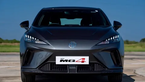 NEW MG4 ELECTRIC เติมสปอยเลอร์ TWIN ARROW WING