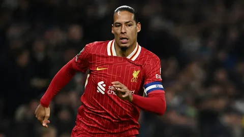 พลาดชัดเจน "ฟาน ไดค์" จวกตัวการทำ "ลิเวอร์พูล" แพ้ "สเปอร์ส" คาราบาว คัพ รอบรองฯ นัดแรก