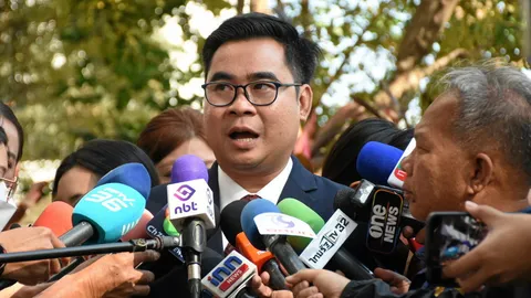 16 บอส ดิ ไอคอน ยันขอสู้คดี ปฏิเสธต่อศาล ทุกข้อกล่าวหา นัดตรวจพยาน อีกครั้ง 10 ก.พ. (คลิป)