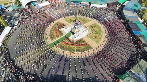 จัดยิ่งใหญ่ เริ่มแล้ว งานประจำปีเจ้าพ่อพญาแล สายบุญนับหมื่นแห่ร่วมพิธีบวงสรวง