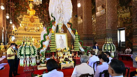 สืบชะตาหลวงเฉลิมพระเกียรติ พระบาทสมเด็จพระเจ้าอยู่หัว