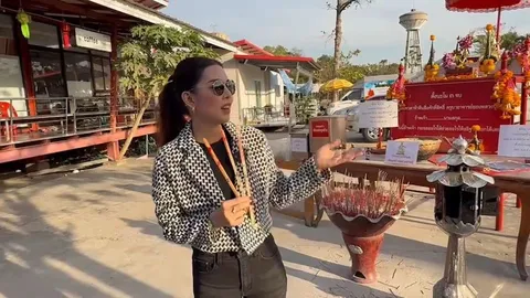 นักร้องสาวขอโชค "พ่อขุนช้างมหาเศรษฐี" เขย่าเซียมซีได้ลุ้นเลขเด็ด 17/1/68