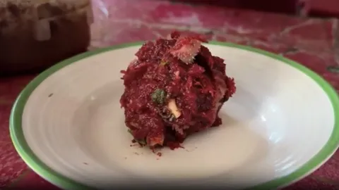 ดราม่าร้านลาบเชียงใหม่-ไล่ลูกค้า ป้าเจ้าของร้านยอมขอโทษ อู้กำเมือง อาจฟังดูไม่รื่นหู