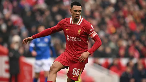 "เทรนต์" ตัดสินใจแล้ว อนาคตกับ "ลิเวอร์พูล" หลังยังไม่ต่อสัญญา "มาดริด" รอคว้าตัว