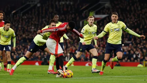 ผลบอล แมนยู เฮสนั่น แซงดับ เซาแธมป์ตัน สุดมัน คว้าชัยศึกพรีเมียร์ลีก