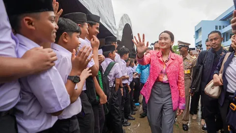 โปรยยิ้ม