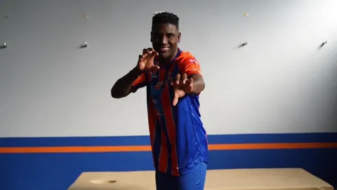 อาวุธใหม่ "การท่าเรือ เอฟซี" เปิดตัว "เอ็มลาปา" เสียบแทน "อโมริม" ลุยเลกสอง ซีซั่น 2024-25