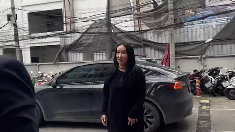 ตำรวจสั่งไม่ฟ้อง "เมียบิ๊กโจ๊ก" คดี "เจ๊หนิง" แจ้งความลักทรัพย์ 5 ล้าน