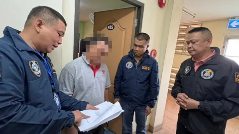 มือตัดต่อ