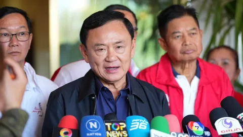 “ทักษิณ” มั่นใจ อีสานเพื่อไทยกวาด อบจ. เรียบ-ที่ดินอัลไพน์ เอาไงก็เอา จะได้จบๆ