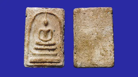 พระสมเด็จวัดระฆังพิมพ์ใหญ่ แบบนี้ เนื้อเกสรดอกไม้