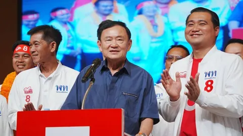 “ทักษิณ” ยันไม่มีปฏิวัติ-ยุบสภา ลั่นลูกให้ปราศรัยวันละ 3 เวทีพอ