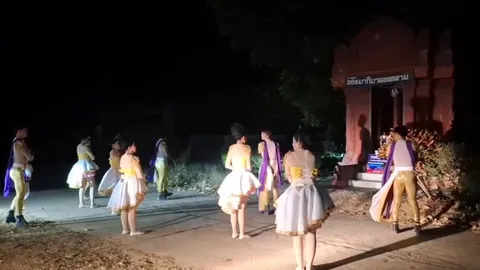 จัดเต็มกลางดึก วงลูกทุ่งหางเครื่องแก้บน "ศาลปู่ตา" หลังประกวดได้ที่ 1 เชื่อช่วยคว้าชัย