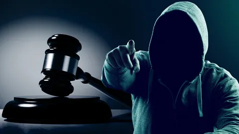 ผู้ใช้อำนาจยัดคดี ความลักลั่นแฝงประโยชน์ มักไม่เกิดกับคนดัง? 