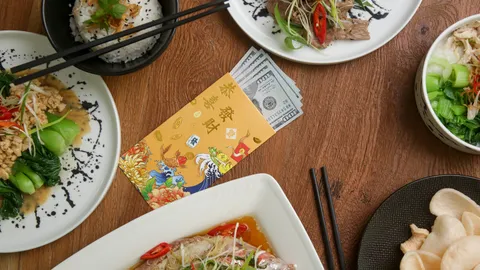 เปิด 10 เมนูมงคลตรุษจีน 2568 พร้อมความหมายดีๆ เฉลิมฉลองปีใหม่จีน