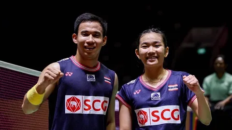 แรงต่อเนื่อง "บาส-เฟม" สยบคู่ญี่ปุ่น 2-0 ทะลุรอบก่อนรองฯ แบดมินตัน "อินโดนีเซีย โอเพ่น 2025"