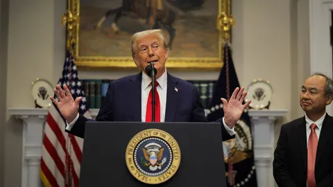 ทรัมป์ประกาศแผนลงทุน 5 แสนล้านดอลลาร์ พัฒนาโครงสร้างพื้นฐาน AI