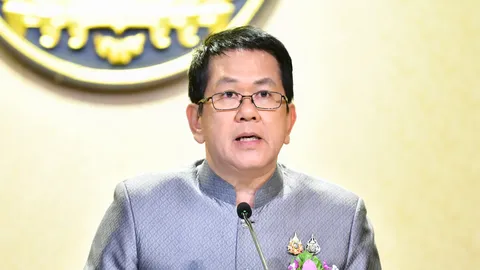 “จิรายุ” ป้องนายกฯ สวนกลับ “เท้ง” ต้องเรียนรู้การเป็นผู้นำฝ่ายค้านคุณภาพ