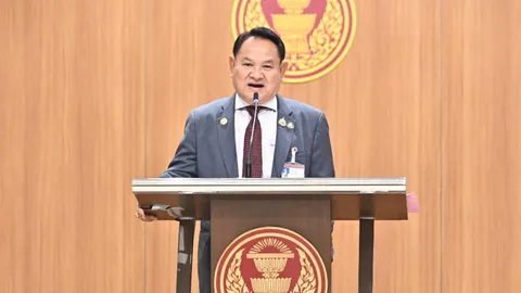 “ฉลาด” แจง ปัดล่าช้า ปมสอบ ที่ปรึกษากมธ.ใช้อิทธิพล แฉชื่อ ป. โผล่ 14 คน