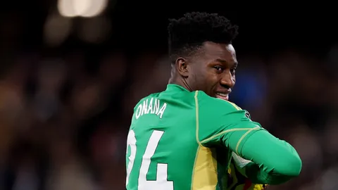 แฟนผีอึ้ง “โอนานา” ทำเรื่องสุดตะลึง ระหว่างเกม แมนยู ชนะ ฟูแลม