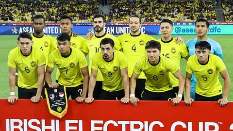 อดีตแข้งมาเลเซีย ยก “ทีมชาติไทย” เป็นตัวอย่าง! หนุนใช้กลยุทธ์การโอนสัญชาติเพิ่มความแกร่ง