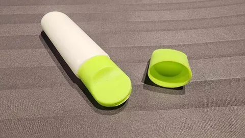 ผู้ปกครองกังวลใจ เจอขนมหน้าโรงเรียนลูก มีวิธีการกินเลียนแบบ "บุหรี่ไฟฟ้า"