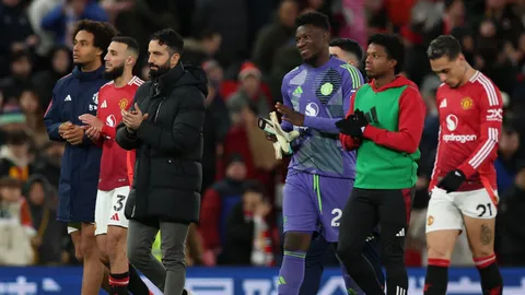 อโมริมไม่รั้ง "ดาวดับแมนยูฯ" ส่อไปอีกรายหนีฝันร้ายในโรงละคร ก่อนปิดตลาดหน้าหนาว