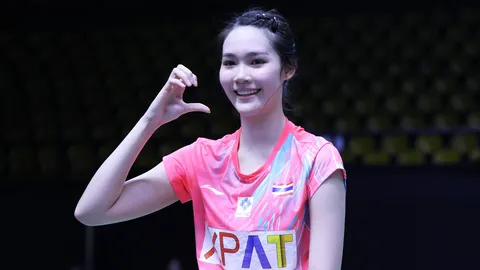 เปิดใจ “น้องพิ้งค์ พิชฌามลณ์” หลังโค่น “เมย์ รัชนก” ลิ่วรอบ 8 คน ไทยแลนด์ มาสเตอร์ส 2025