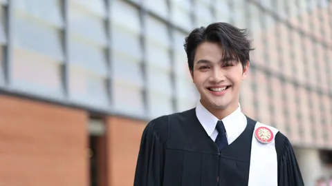 เล้ง ณัฐพล บัณฑิตป้ายแดงแฮปปี้ ขอบคุณทุกกำลังใจท่วมท้น เตรียมลุยงานบันเทิงเต็มที่