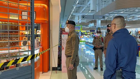 บุกจี้ "ออโรร่า" กวาดทอง 7 ล้าน ในบิ๊กซีลําลูกกา ใช้เวลา 45 วินาที
