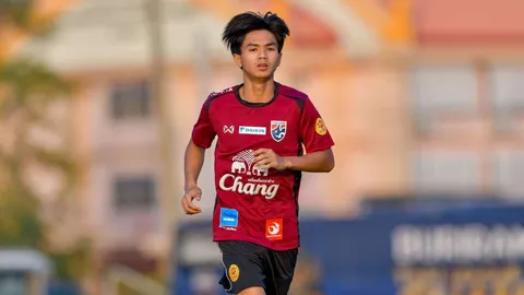 ทุกคนก็อยากไปฟุตบอลเยาวชนโลก "ธนกฤต" เปิดใจก่อนนำ "ทีมชาติไทย" ยู-20 ลุยศึกชิงแชมป์เอเชีย
